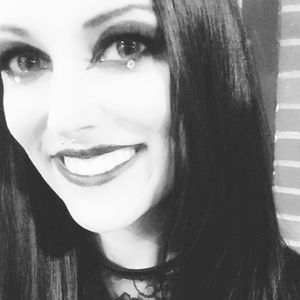 Meet your Posher, Jade